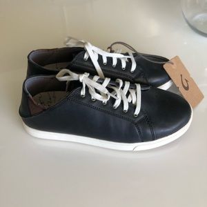 Olukai mens shoes